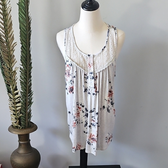 Maurices Floral Lace Trim Women's Tank Top NWT - Picture 1 of 14